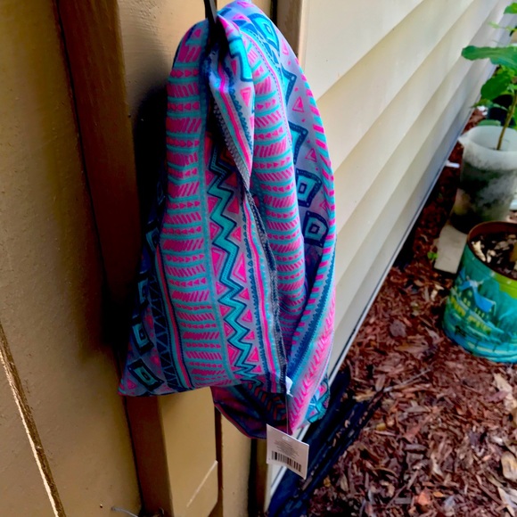 Women’s SCARF - Picture 1 of 5